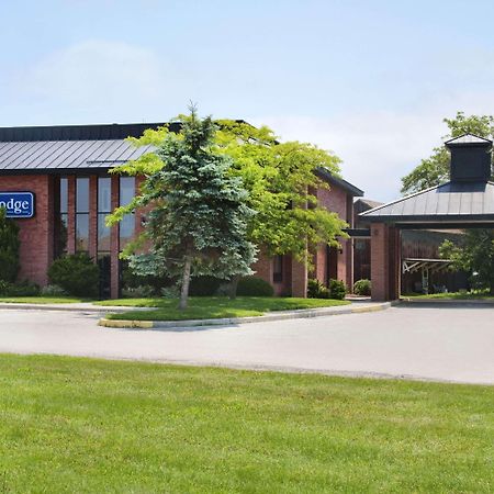 Travelodge By Wyndham Chatham Extérieur photo