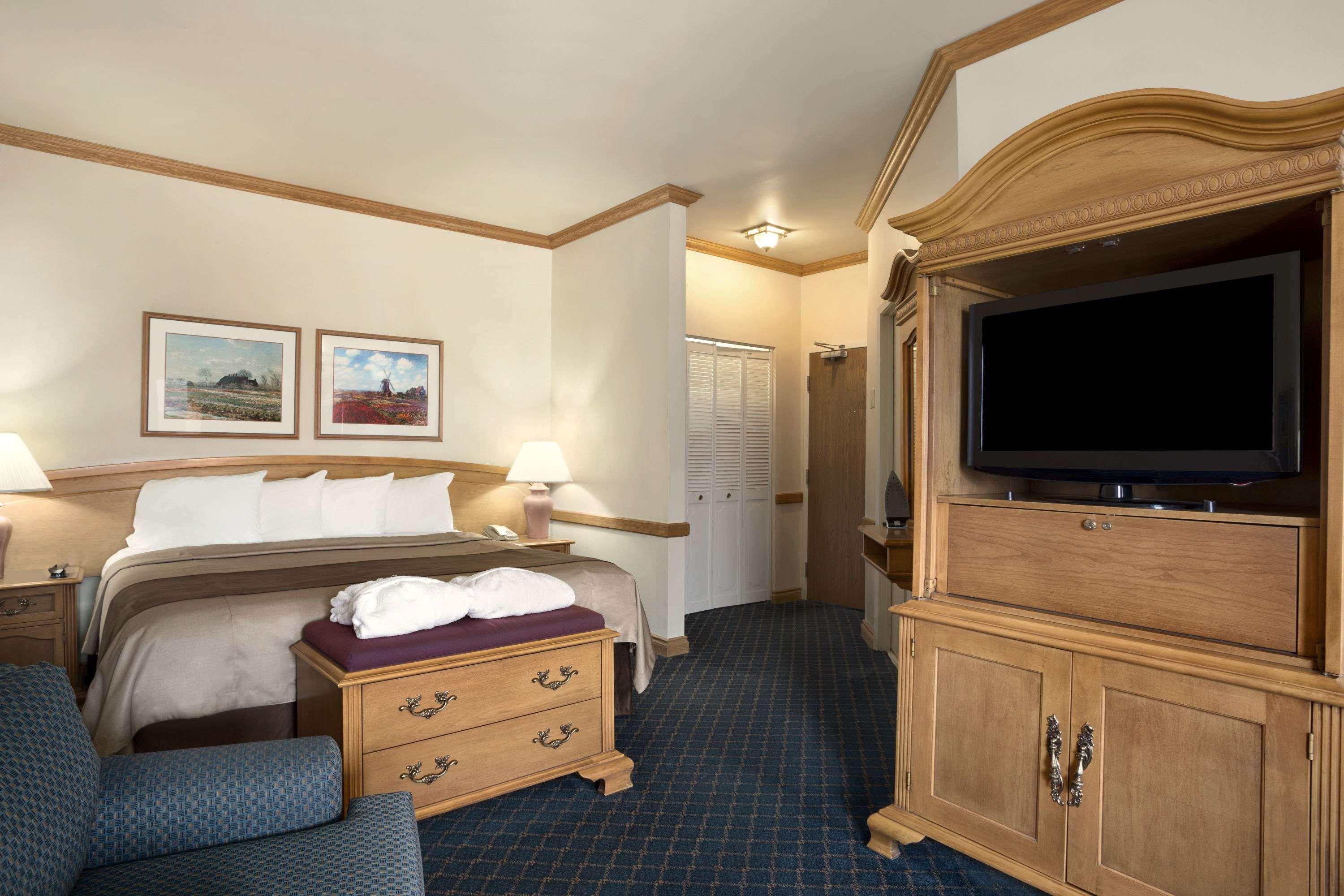 Travelodge By Wyndham Chatham Extérieur photo