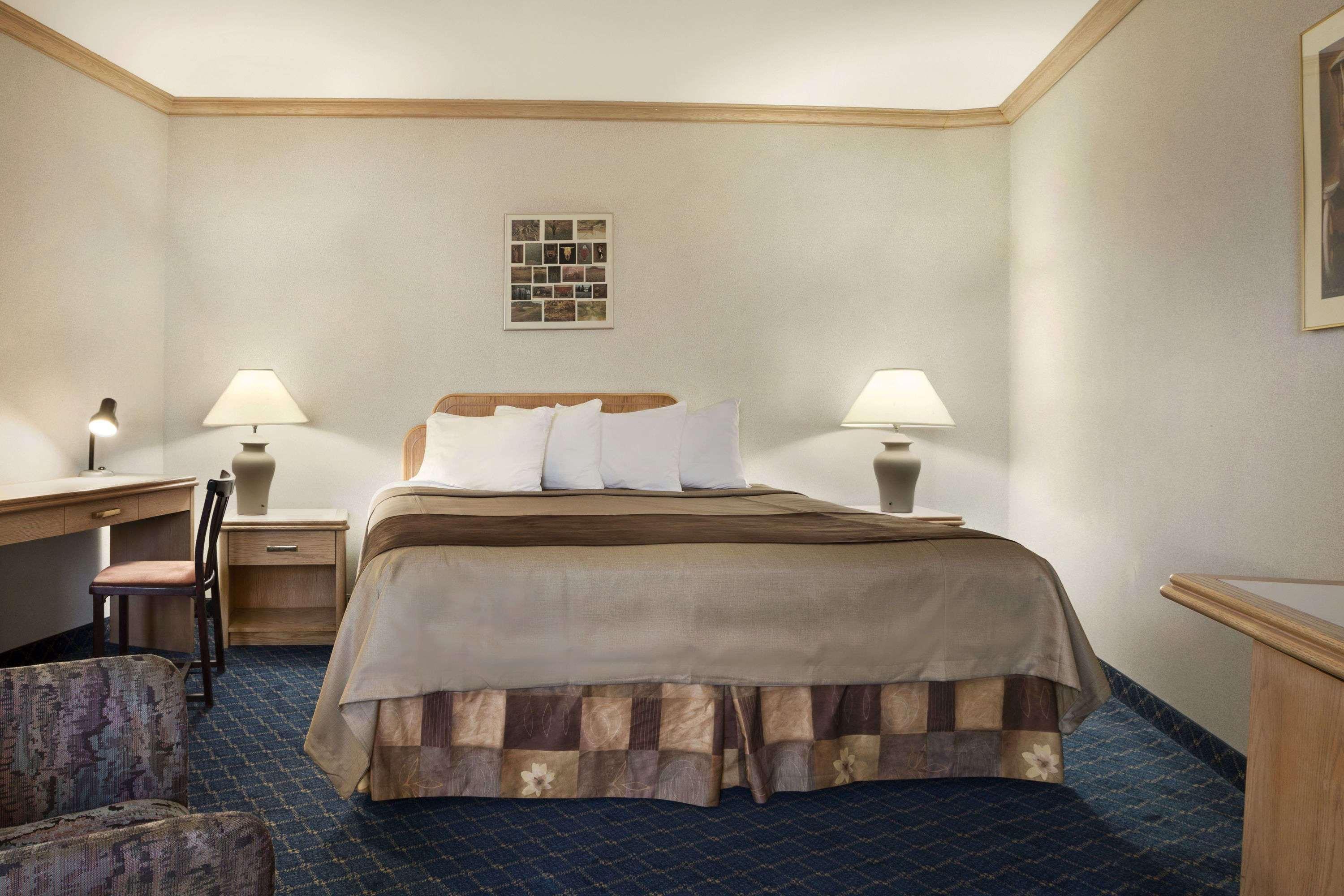 Travelodge By Wyndham Chatham Extérieur photo